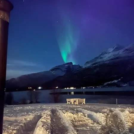 Cozy Near Close To The Sea And Mountain's Casa vacanze Tromsø